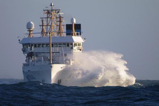 NOAA Ship Bell M. Shimada during 2010 Pacific Hake Inter-Vessel Calibration off Eureka, CA
