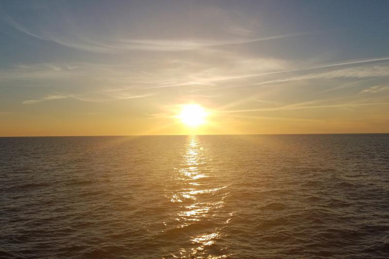 750x500-ocean-sunrise.jpg